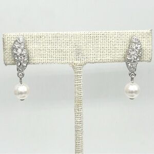 Swarovski Crystal Drop Pearl Clip Earrings